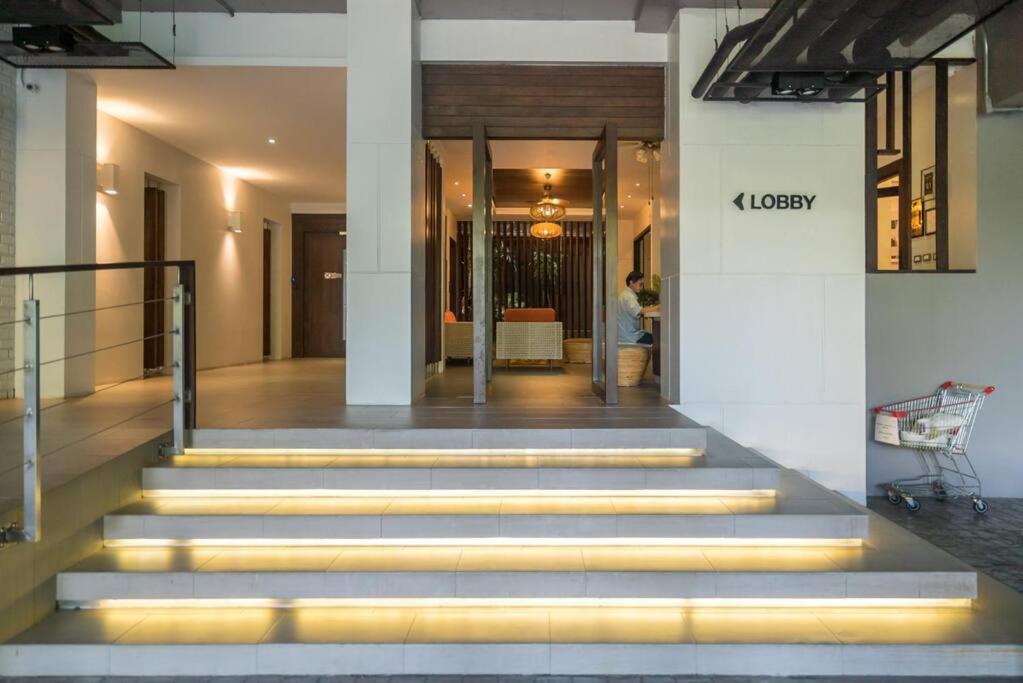 Private Apartment At Emerald Terrace Patong ภายนอก รูปภาพ