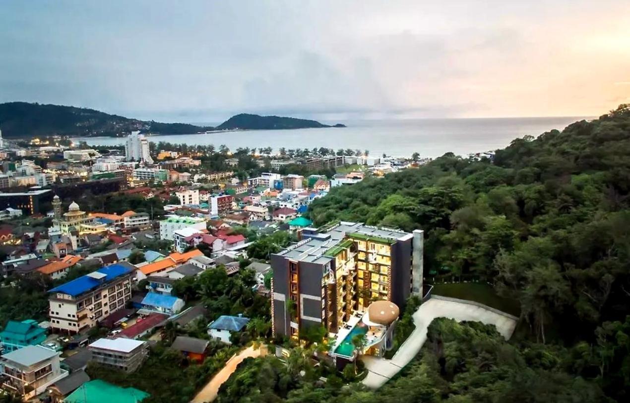 Private Apartment At Emerald Terrace Patong ภายนอก รูปภาพ