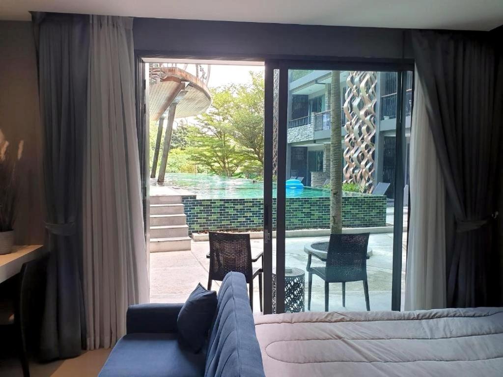 Private Apartment At Emerald Terrace Patong ภายนอก รูปภาพ