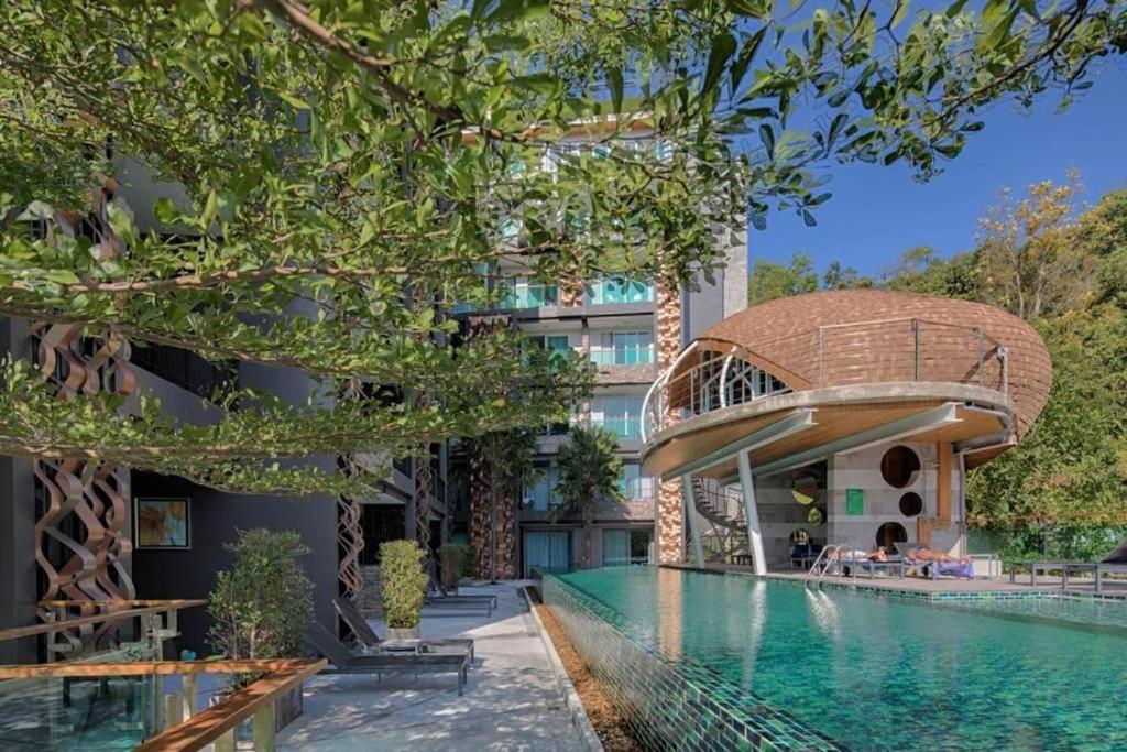 Private Apartment At Emerald Terrace Patong ภายนอก รูปภาพ
