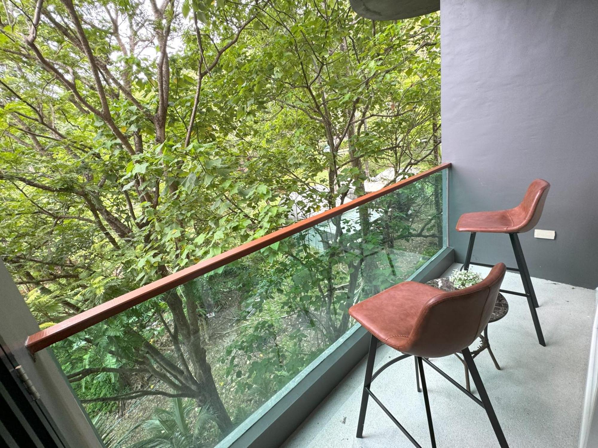 Private Apartment At Emerald Terrace Patong ภายนอก รูปภาพ