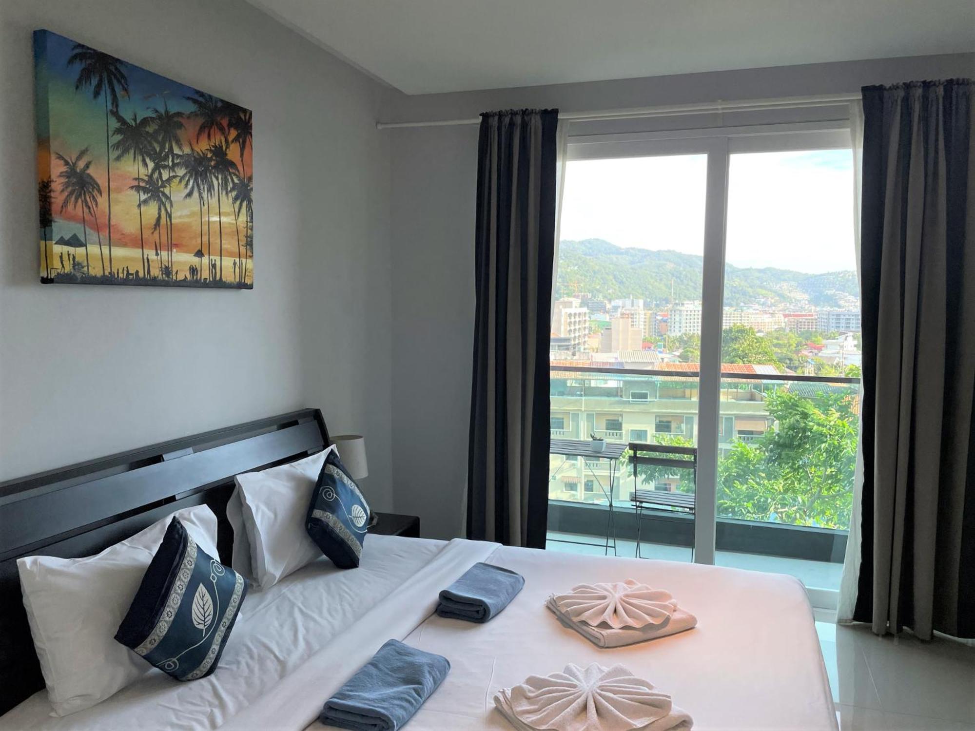 Private Apartment At Emerald Terrace Patong ภายนอก รูปภาพ