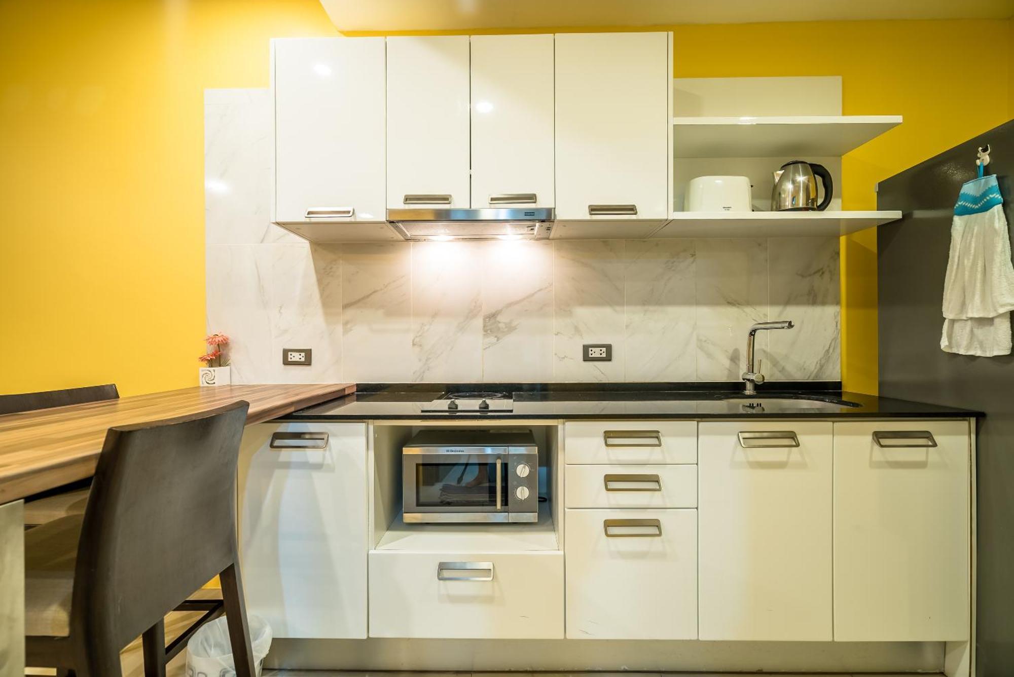Private Apartment At Emerald Terrace Patong ภายนอก รูปภาพ